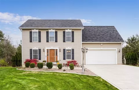 752 Patty Ln, Webster, NY 14580