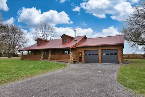 14526 Pusey Rd, Barre, NY 14411