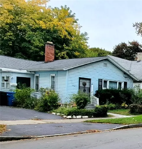 226 Pennsylvania Ave, Rochester, NY 14609