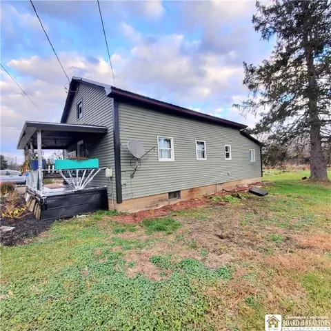 1566 Route 446, Eldred, PA 16731 photo 3