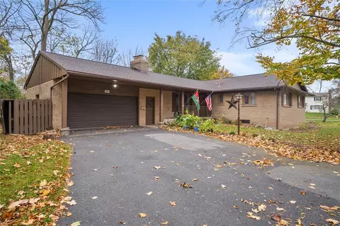 233 El Mar Dr, Greece, NY 14616