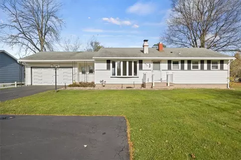 432 Peck Rd, Parma, NY 14559