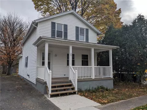 25 Clinton St, Geneva, NY 14456