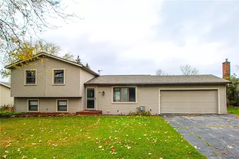 111 Long Wood Dr, Greece, NY 14612