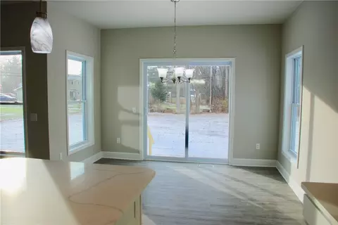 553 Webster Rd, Webster, NY 14580 photo 21