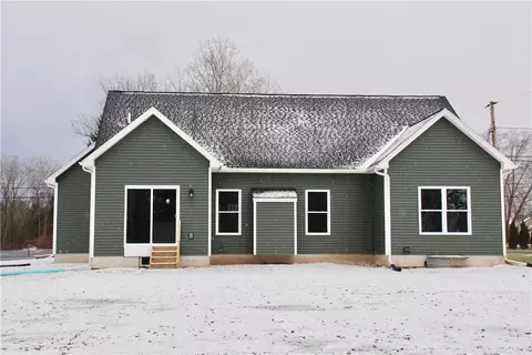 553 Webster Rd, Webster, NY 14580 photo 8