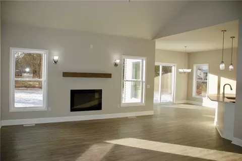 553 Webster Rd, Webster, NY 14580 photo 13