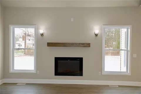 553 Webster Rd, Webster, NY 14580 photo 12