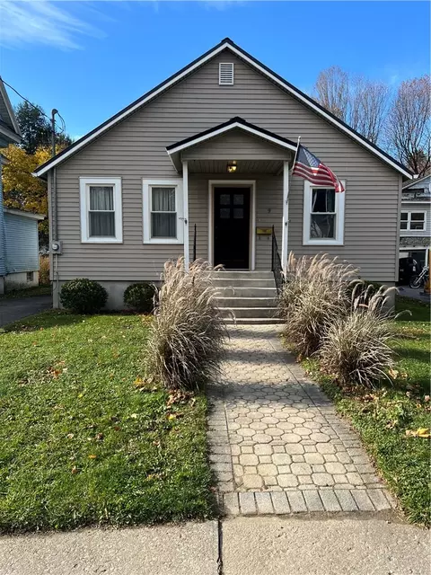 9 Raymond Ave, Oneonta, NY 13820