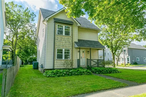 29 Clifton St, Rochester, NY 14608