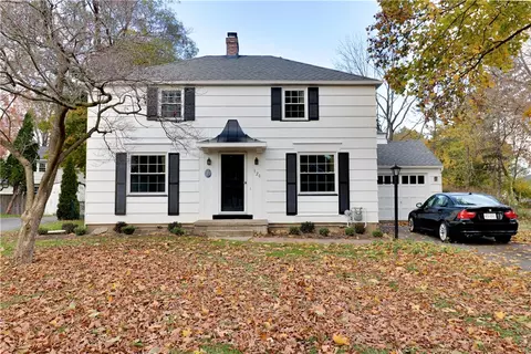 120 Thistledown Dr, Irondequoit, NY 14617