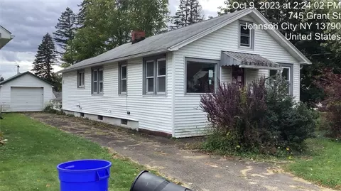 752 Grant St, Union, NY 13790