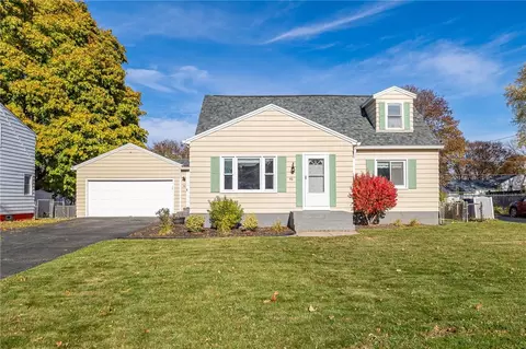 46 Sharon Dr, Greece, NY 14626