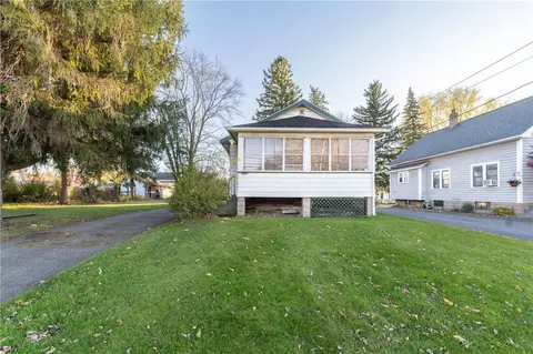 2481 Lyell Rd, Gates, NY 14606