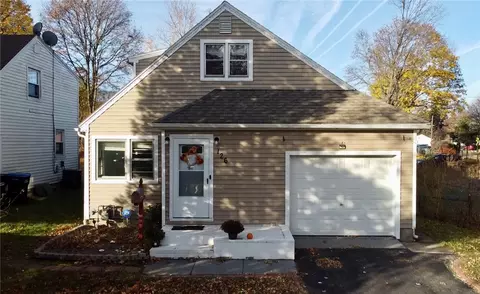 126 Lake Breeze Rd, Greece, NY 14616