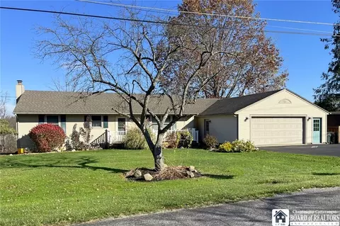 489 Valerie Ln, Ellicott, NY 14701