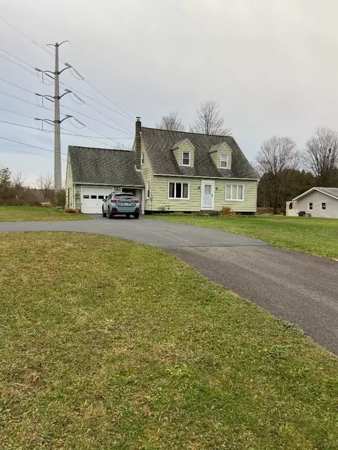6370 Rock Cut Rd, Jamesville, NY 13078