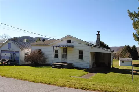 81 Hamlin St, Smethport, PA 16749