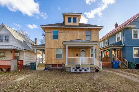 665 Frost Ave, Rochester, NY 14611