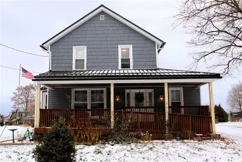 12625 Presbyterian Rd, Ridgeway, NY 14479