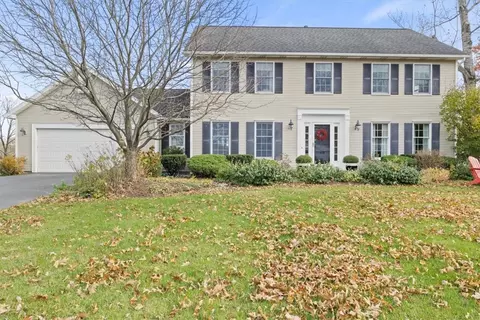 294 Tobey Rd, Pittsford, NY 14534