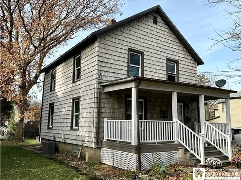 184 Buffalo St, Gowanda, NY 14070