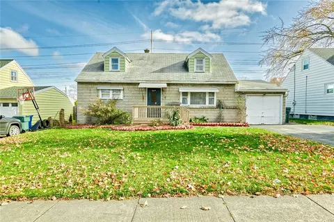 550 Ramona St, Rochester, NY 14615
