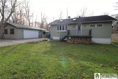 281 E Sterling Ave, Evans, NY 14006