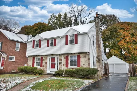 54 Biltmore Dr, Irondequoit, NY 14617