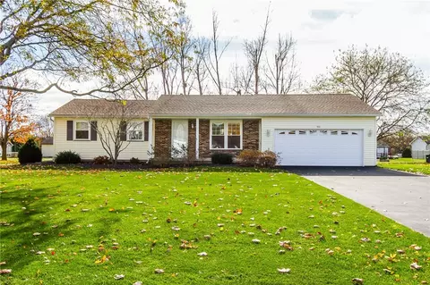 401 Sweet Acres Dr, Greece, NY 14612