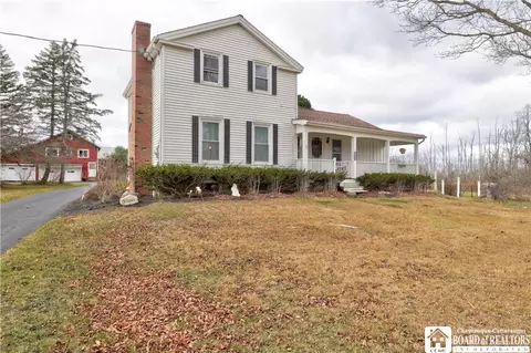 1563 Big Tree Sugar Grove Rd W, Busti, NY 14750