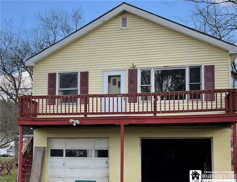 50 Standard Ln, Bolivar, NY 14715