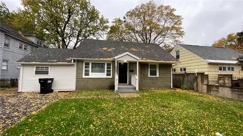 322 Bruce St, Syracuse, NY 13224