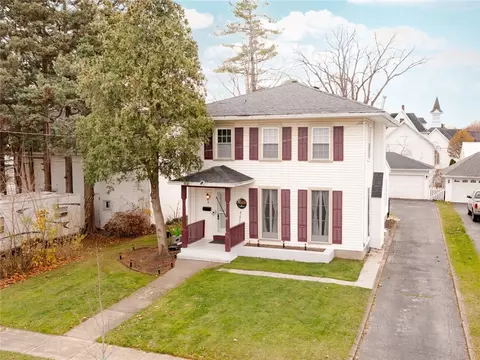 21 Gorton Ave, Parma, NY 14468
