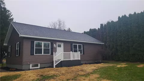 1 Spruce Acres, Benton, NY 14527