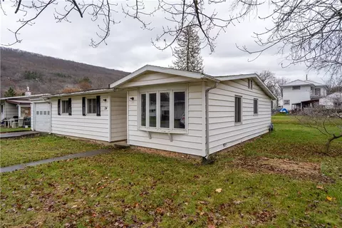 24 Twin Dr, North Dansville, NY 14437