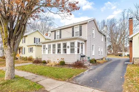 95 High St, Perinton, NY 14450