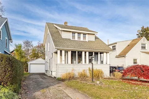114 Woodrow Ave, Irondequoit, NY 14609