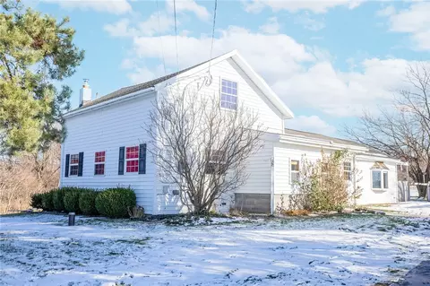 10629 Silver Rd, Bethany, NY 14054