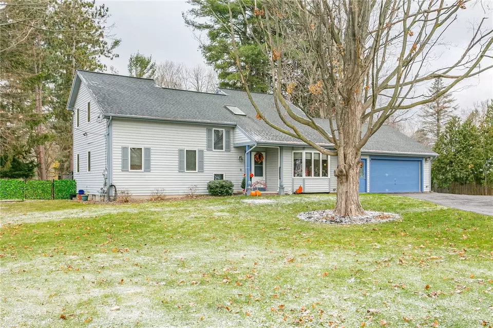 539 Holt Rd, ster, NY 14580 32 Photos Movoto