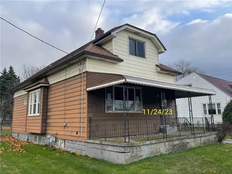 107 Edmund St, Cheektowaga, NY 14227