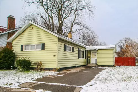 134 Dewey Ave, Rochester, NY 14608
