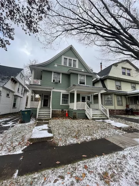 59 Selye Ter, Rochester, NY 14613