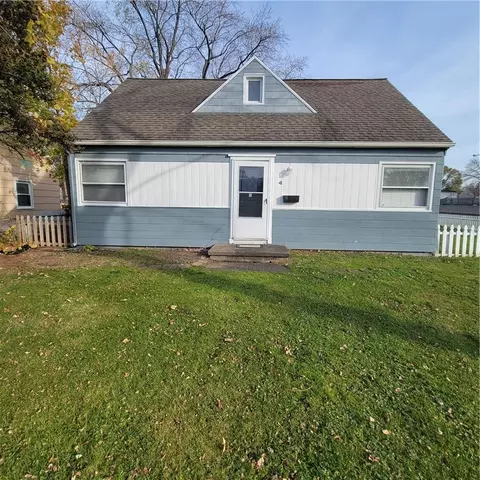 4 Alden Rd, Greece, NY 14626