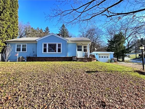 736 Marbletown Rd, Arcadia, NY 14513