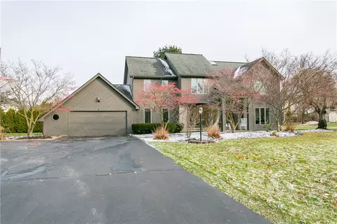 8 Bethnal Grn, Rochester, NY 14625