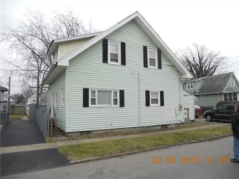 138 Ferncliffe Dr, Rochester, NY 14621