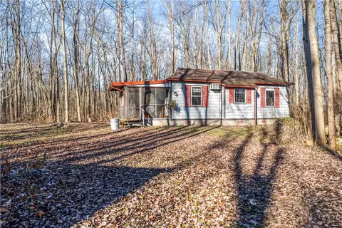 712 Bell Rd, Newark, NY 14513