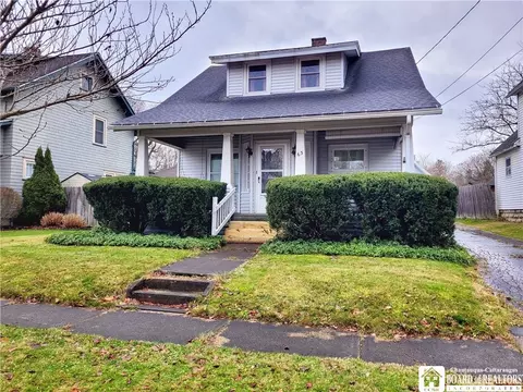 63 Royal Ave, Jamestown, NY 14701