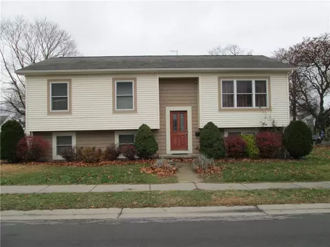 143 Bancroft Dr, Greece, NY 14616